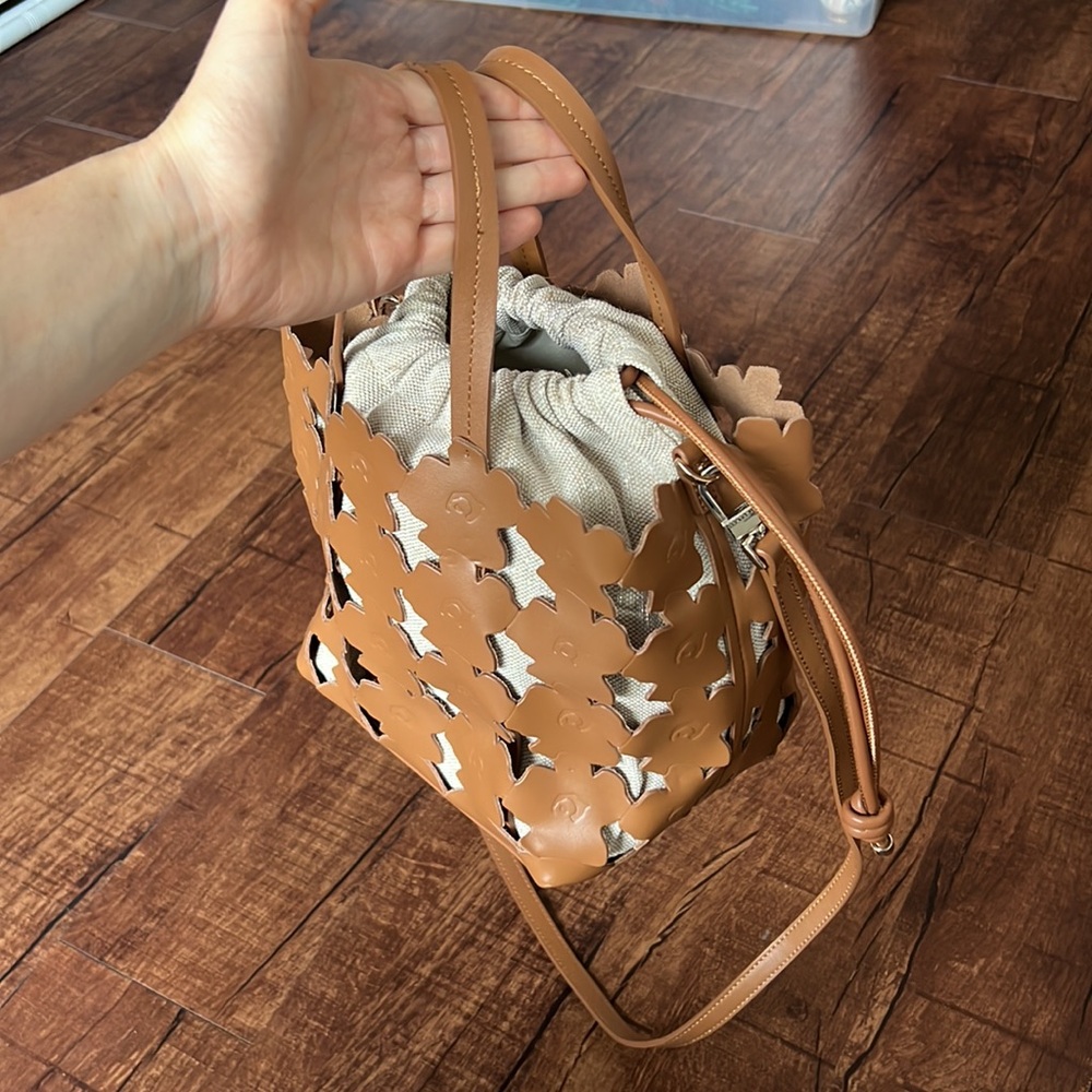 Ted Baker Tan Leather Floral Cutout Crossbody with White Canvas - Picture 6 of 14